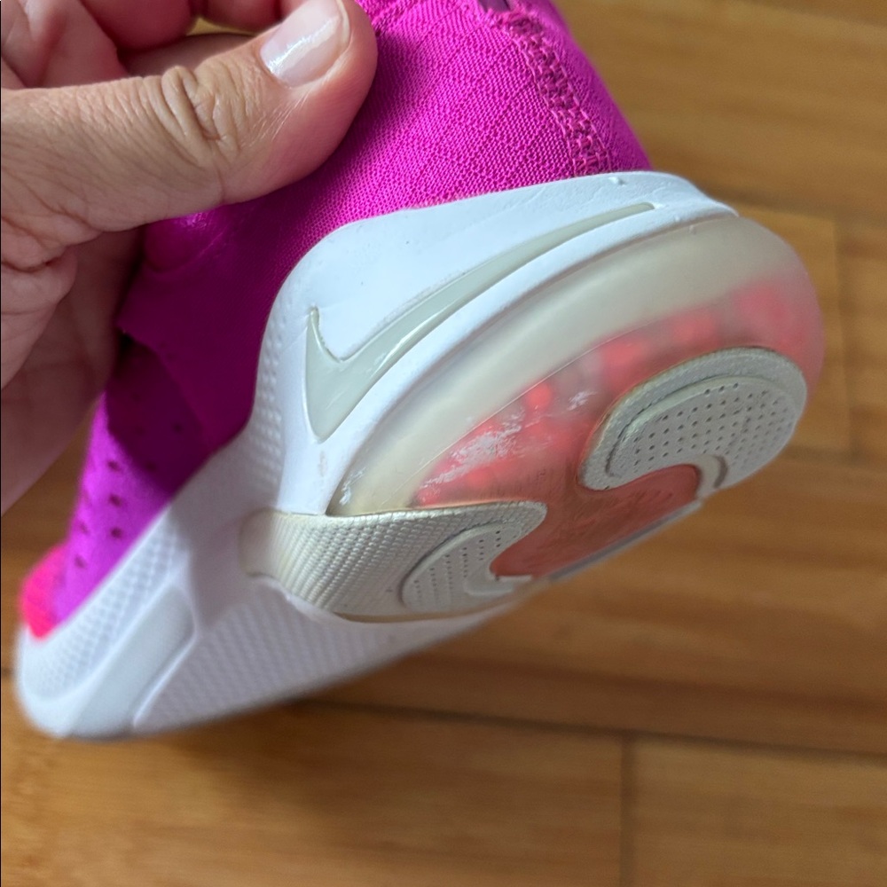 Nike Joyride Sneakers - Picture 13 of 13